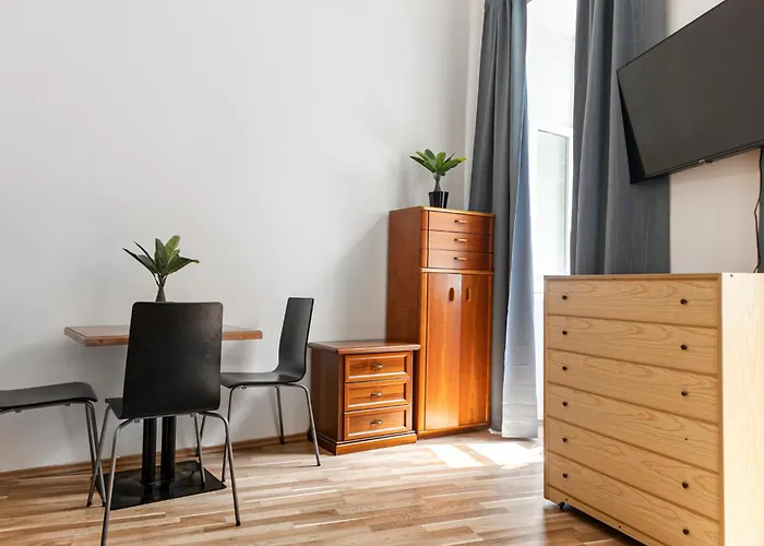 Modern 1bedroom Location *