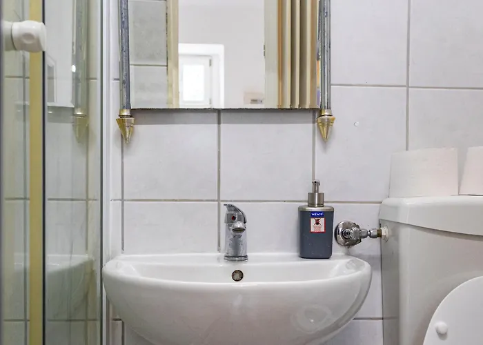 Modern 1bedroom Location